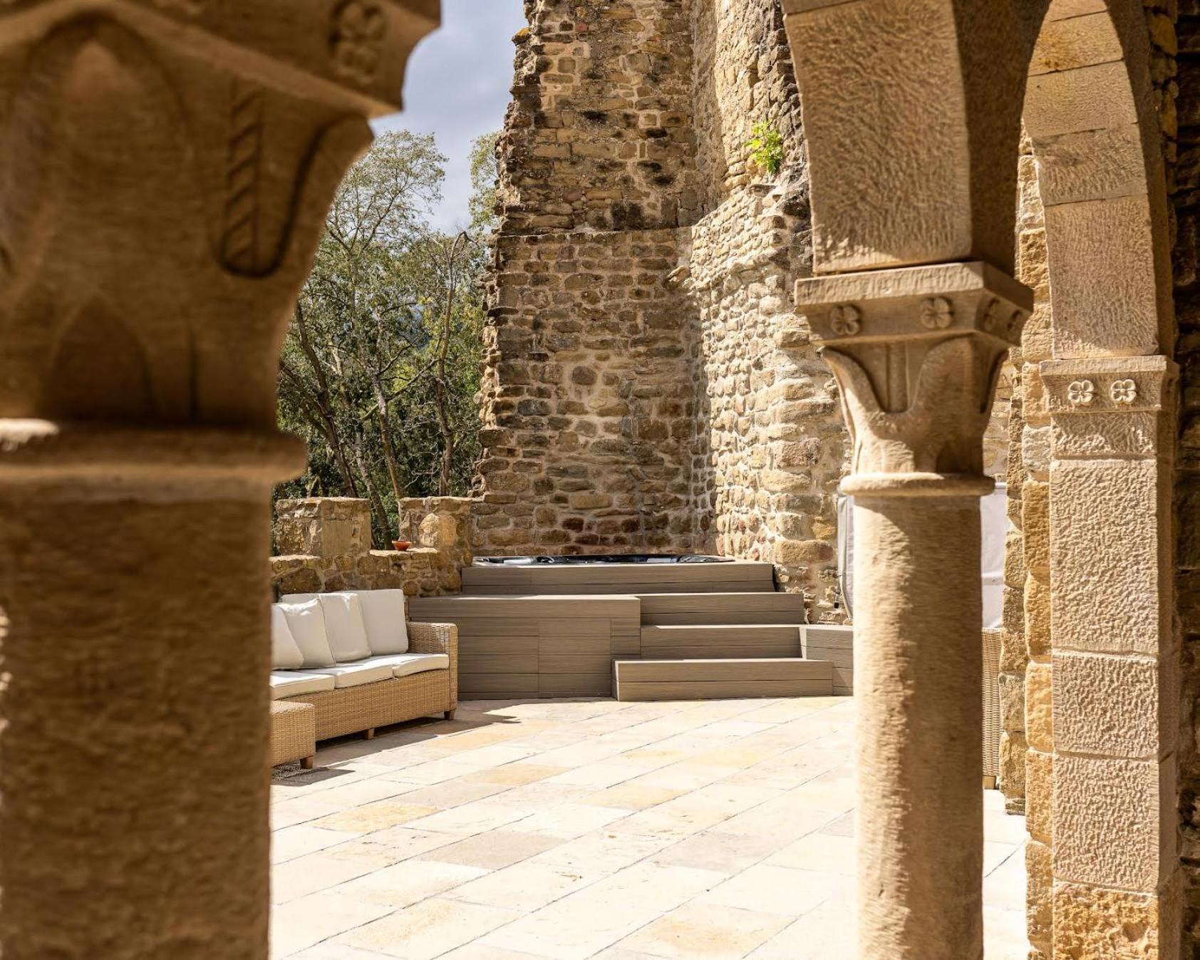 Castell In Girona Villa Sant Miquel de Campmajor Exterior photo