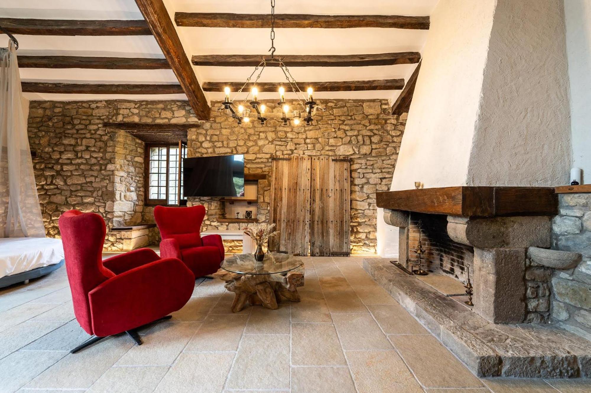 Castell In Girona Villa Sant Miquel de Campmajor Exterior photo